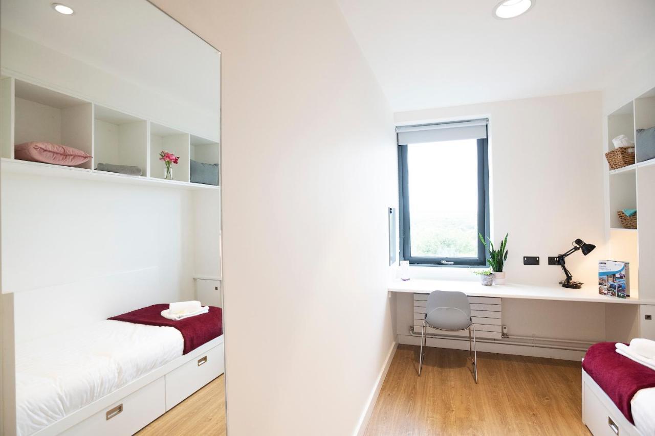 Goldcrest Village Apartments University Of Galway Buitenkant foto